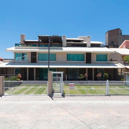 Aqui Tudo Contribui Para Felicidade E O Bem-Estar Bombinhas Esterno foto